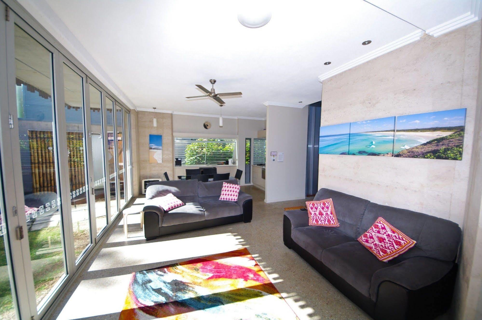 Crescent Head Spa Villa Exterior photo
